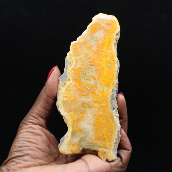 Plakette aus Hummeljaspis aus Indonesien