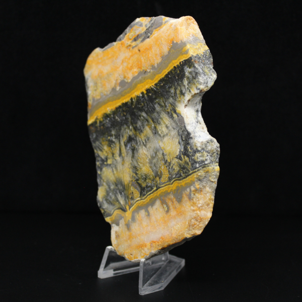 Dekorative Jaspis-Hummelplakette – 130 g