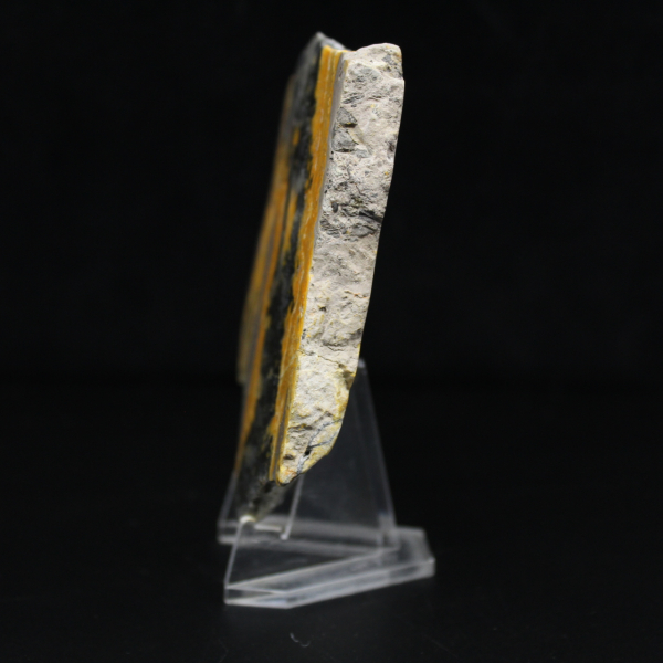 Poliertes Exemplar aus Hummeljaspis – 105 g