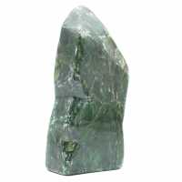 Nephrit-jade in freier form