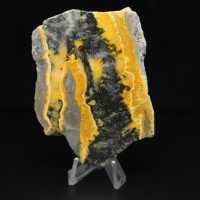 Poliertes Exemplar aus Hummeljaspis – 105 g