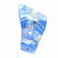 Polierter Lapislazuli-Stein, authentische Dekoration Polierter Lapislazuli-Stein, authentische Dekoration