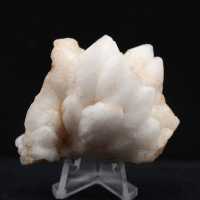 Marokkanischer Blumenquarz mit länglichen Kristallen