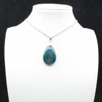 Anhänger aus blauem Apatit aus Madagaskar – kleines, kostbares Exemplar