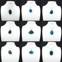 Anhänger aus blauem Apatit aus Madagaskar – Naturstein