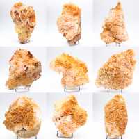 Exemplar von marokkanischem orangefarbenem Baryt in natürlichen Kristallen