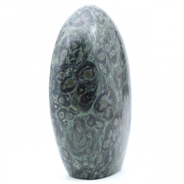 Dekorativer Stein aus Kambamba-Jaspis