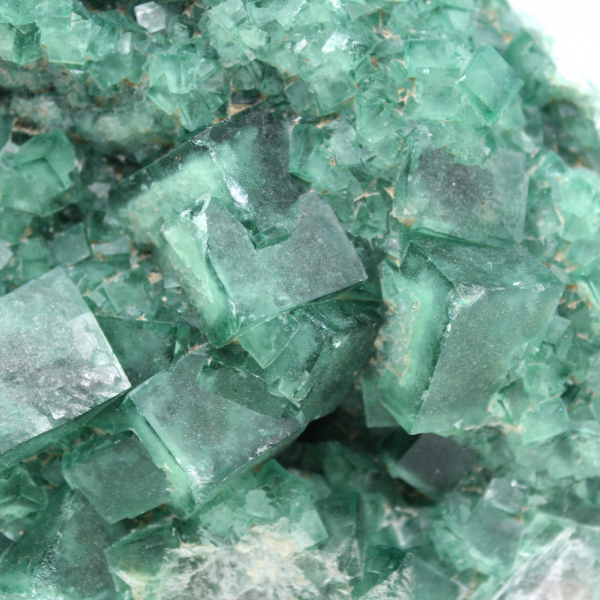 Fluorit kristallisiert in einem Würfel von fast 4 Kilo