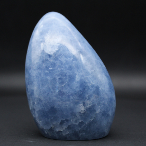 Natürlicher blauer Calcit-Felsen