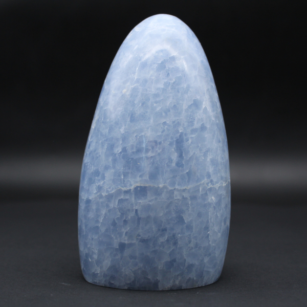 Polierter blauer Calcit-Stein