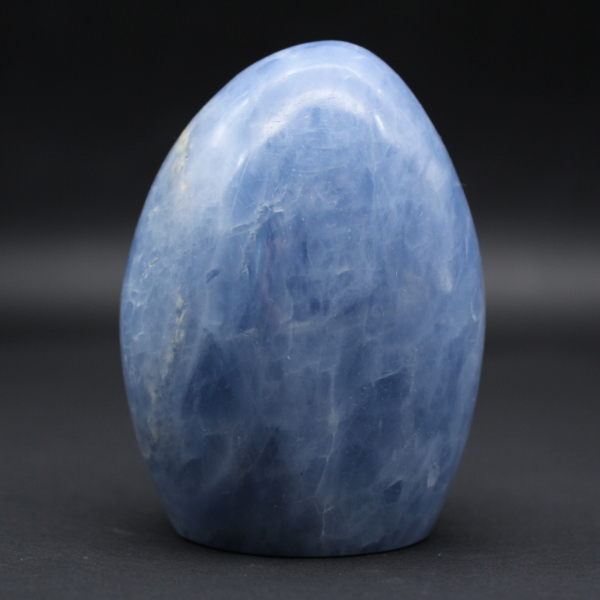 Blauer Calcit polierter Stein