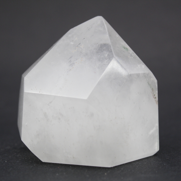 Quarzkristallprisma mit chloriteinschluss