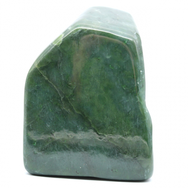 Nephrit-jade zum posieren
