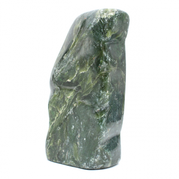 Nephrit-jade in freier form