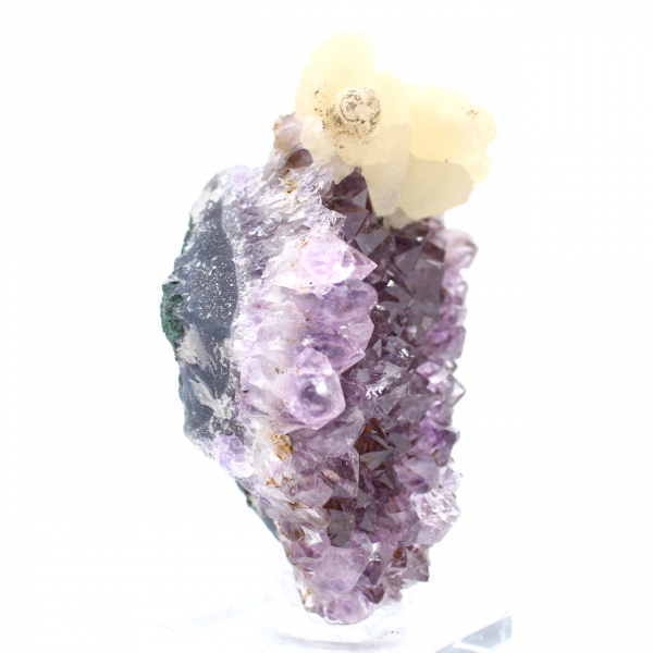 Calcit auf Amethyst aus Brasilien