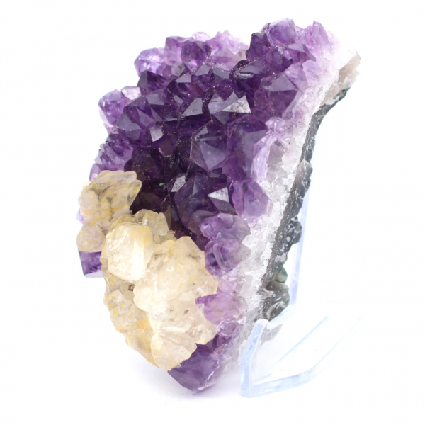 Calcitkristalle auf Amethyst