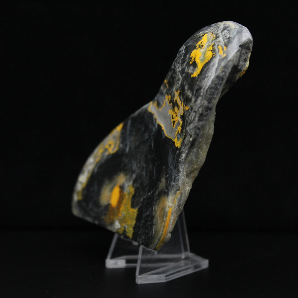 Große Dekoration aus Hummeljaspis-Naturstein