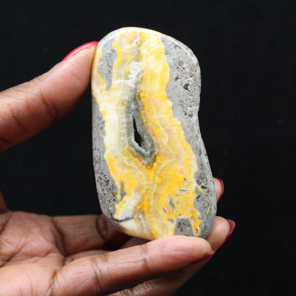 Kleine Jaspis-Hummel-Mineralien-Dekoration