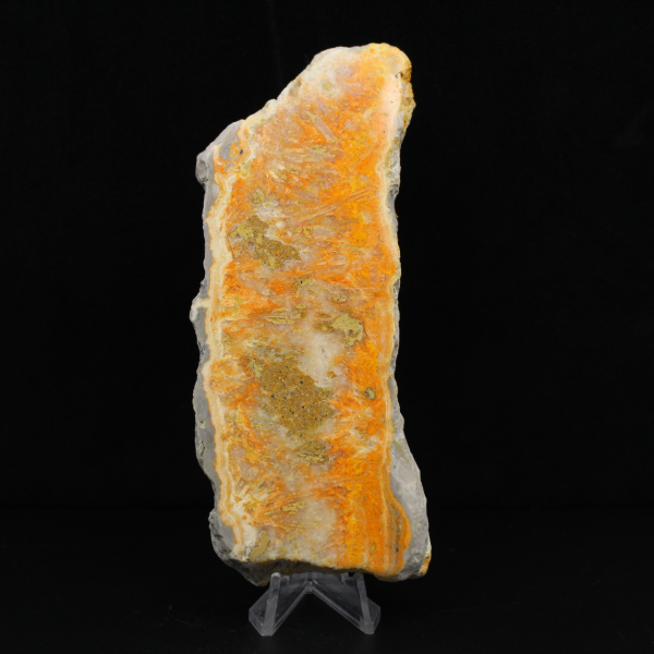 Hummeljaspis: Mineralienplakette aus Indonesien