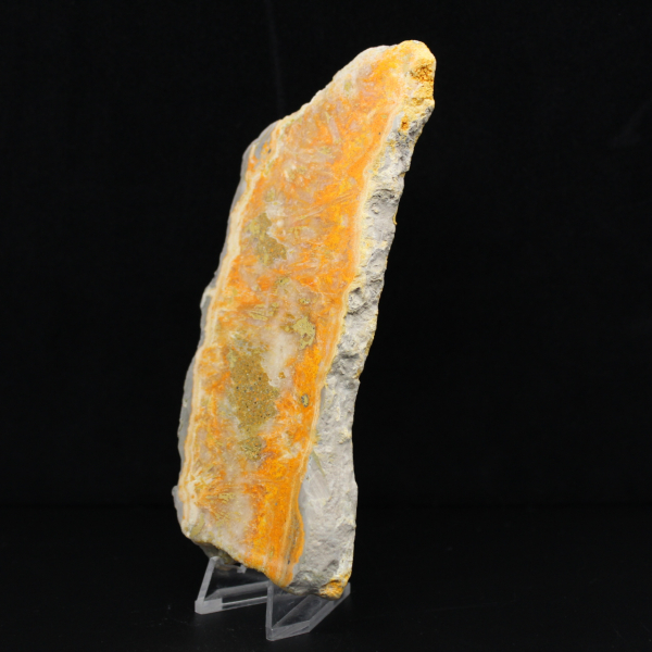 Hummeljaspis: Mineralienplakette aus Indonesien