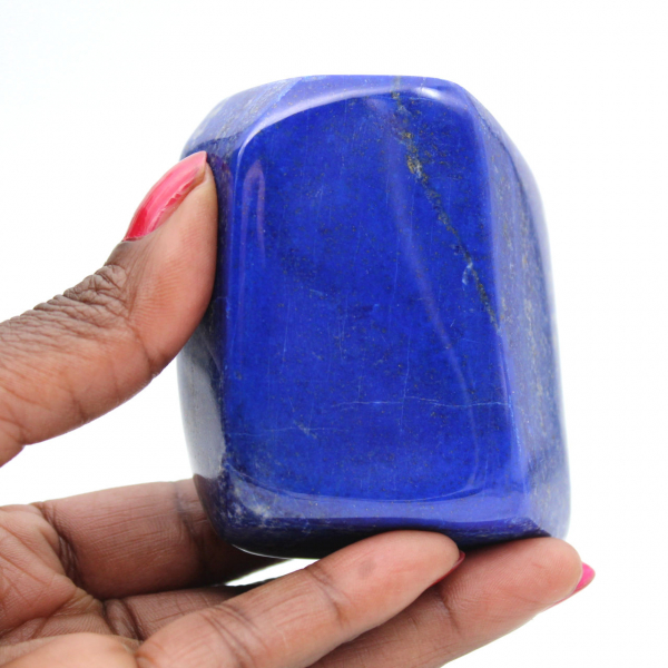 Dekorativer Lapislazuli polierter Stein