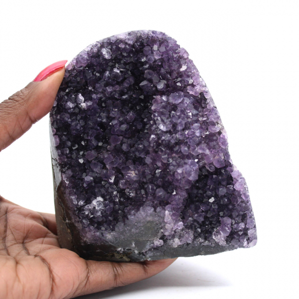 Amethyst-Taschengeode aus Brasilien – Kleiner geologischer Schatz