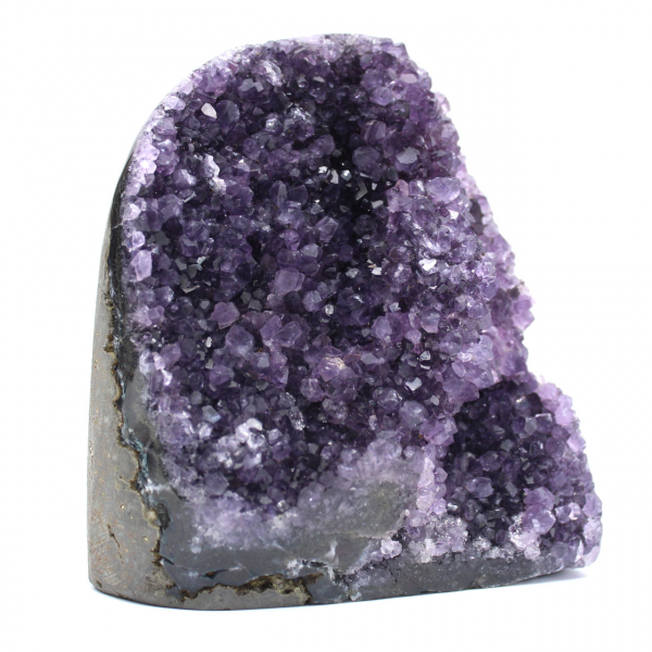 Amethyst-Taschengeode aus Brasilien – Kleiner geologischer Schatz
