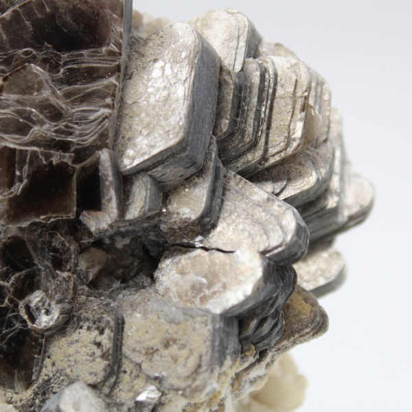 Glimmer und schwarzer Turmalin auf Quarz, Afghanistan