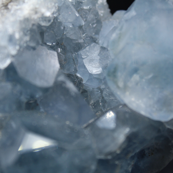 Blaue Celestin-Geode aus Madagaskar