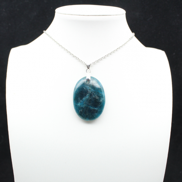 Anhänger aus Madagaskar-Apatit – Dichter Naturkristall