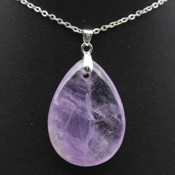 Amethyst-Anhänger – Schmuck aus natürlichen Mineralien