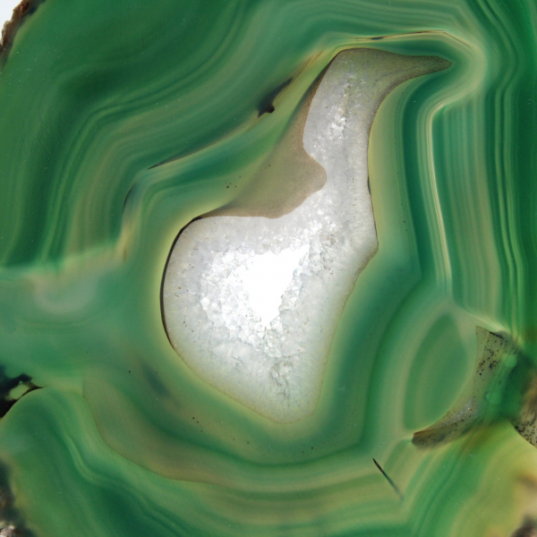 Geschnittenes grünes Achat-Exemplar – Herkunft Brasilien 240 g