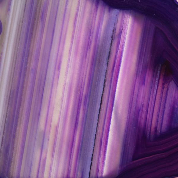 Brasilianisches Achat-Exemplar, violette Scheibe