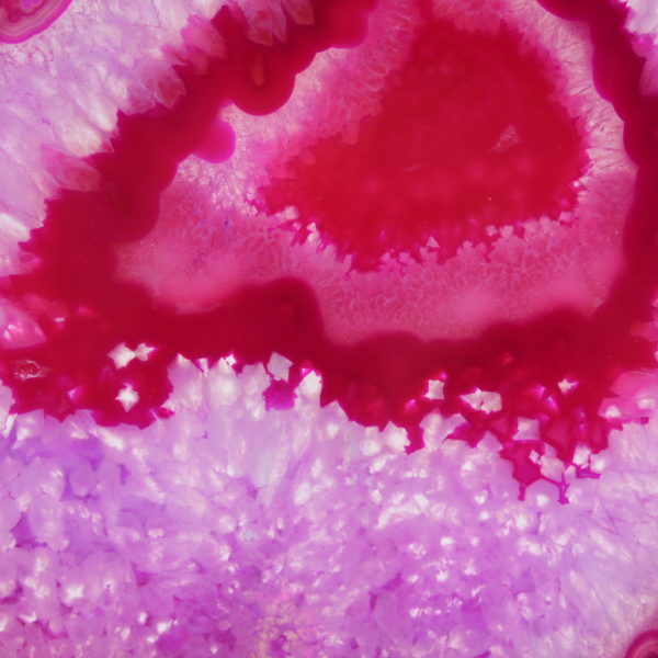 Polierte Scheibe rosafarbenen Achats