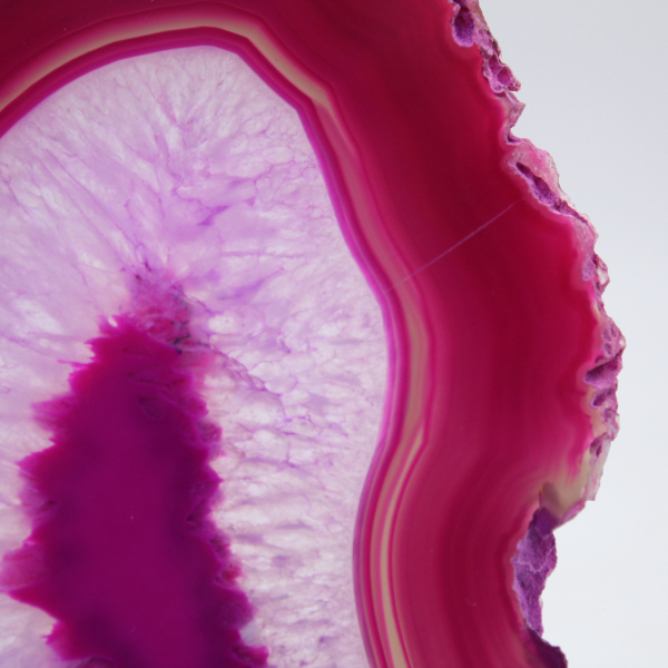 Natürlich rosa gefärbte Achatscheibe