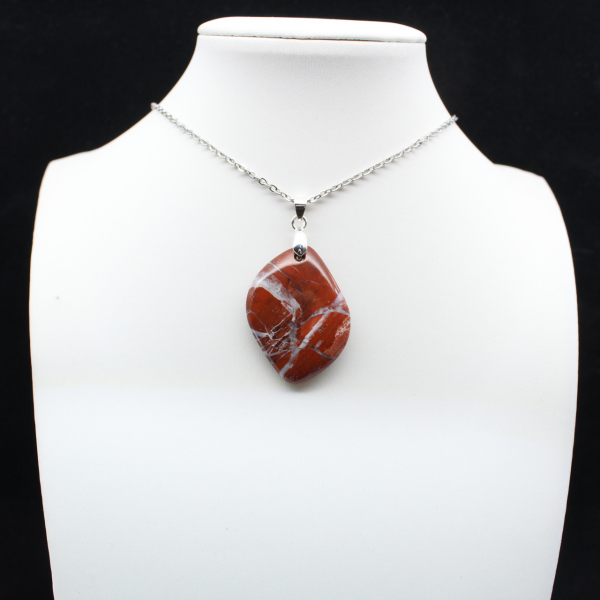 Madagaskar-Rotjaspis gegen Kaution