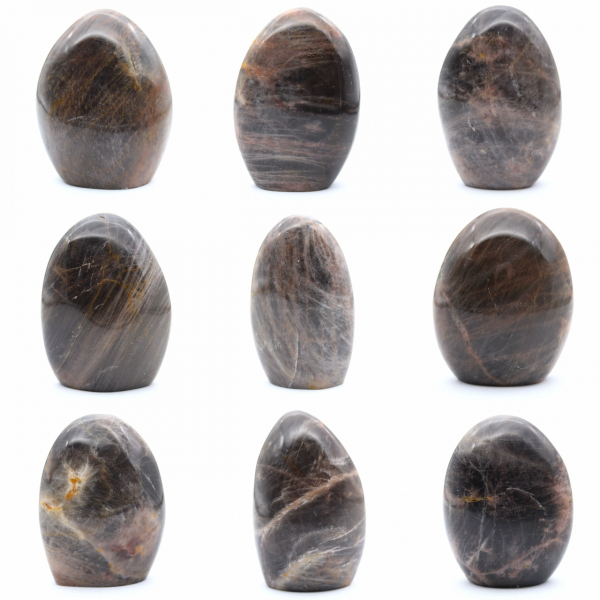 Natürlicher schwarzer Mondstein