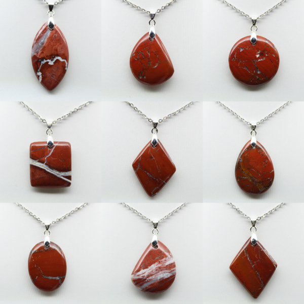 Authentischer roter Jaspis aus Madagaskar