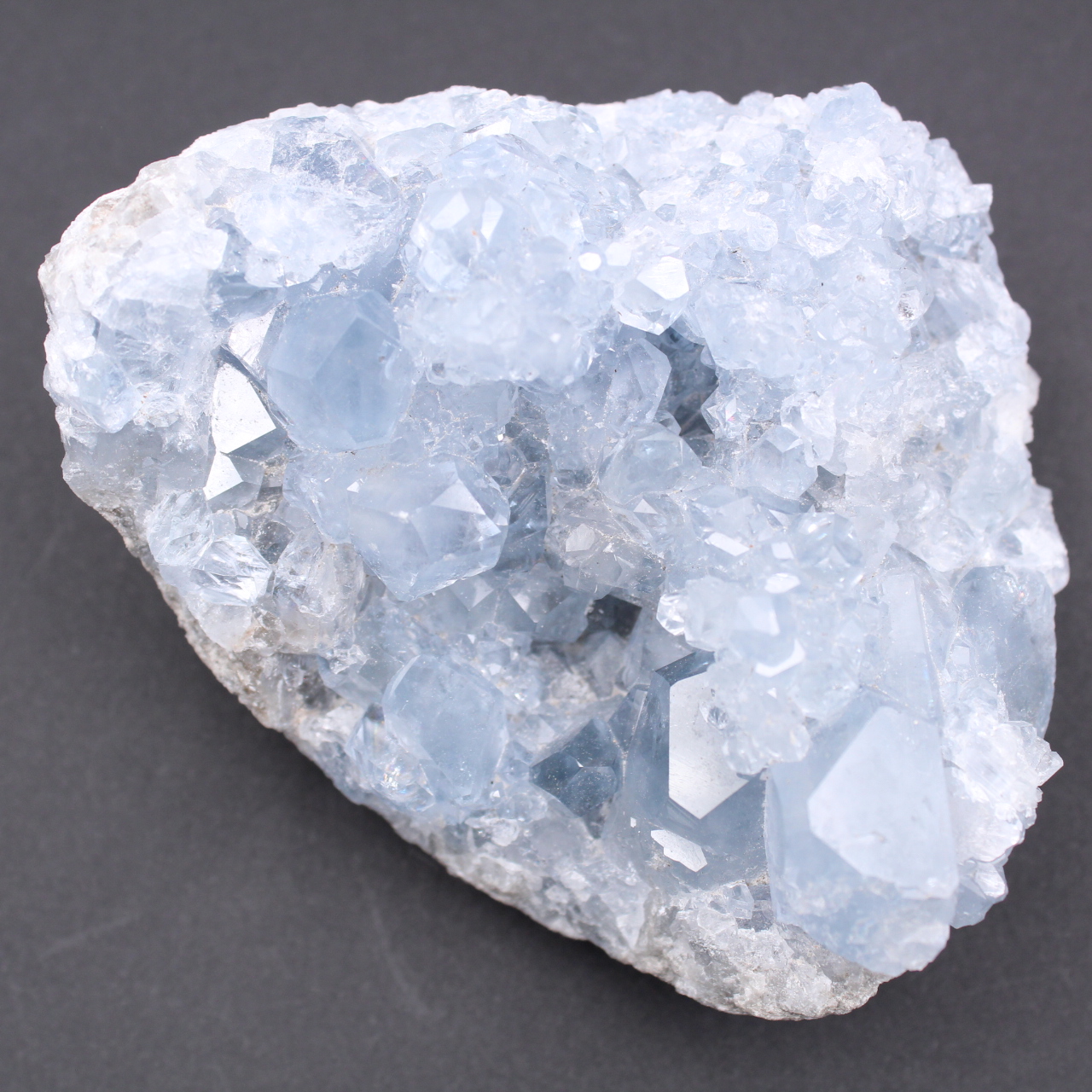 Blaue Celestitkristalle