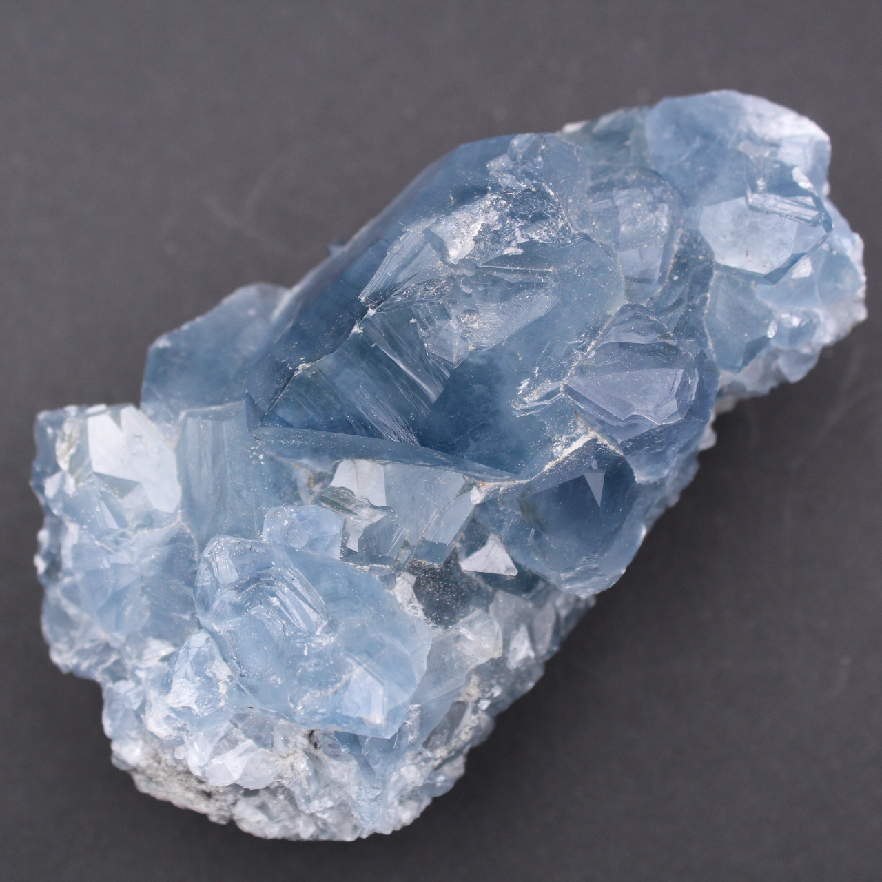 Blaue Celestitkristalle