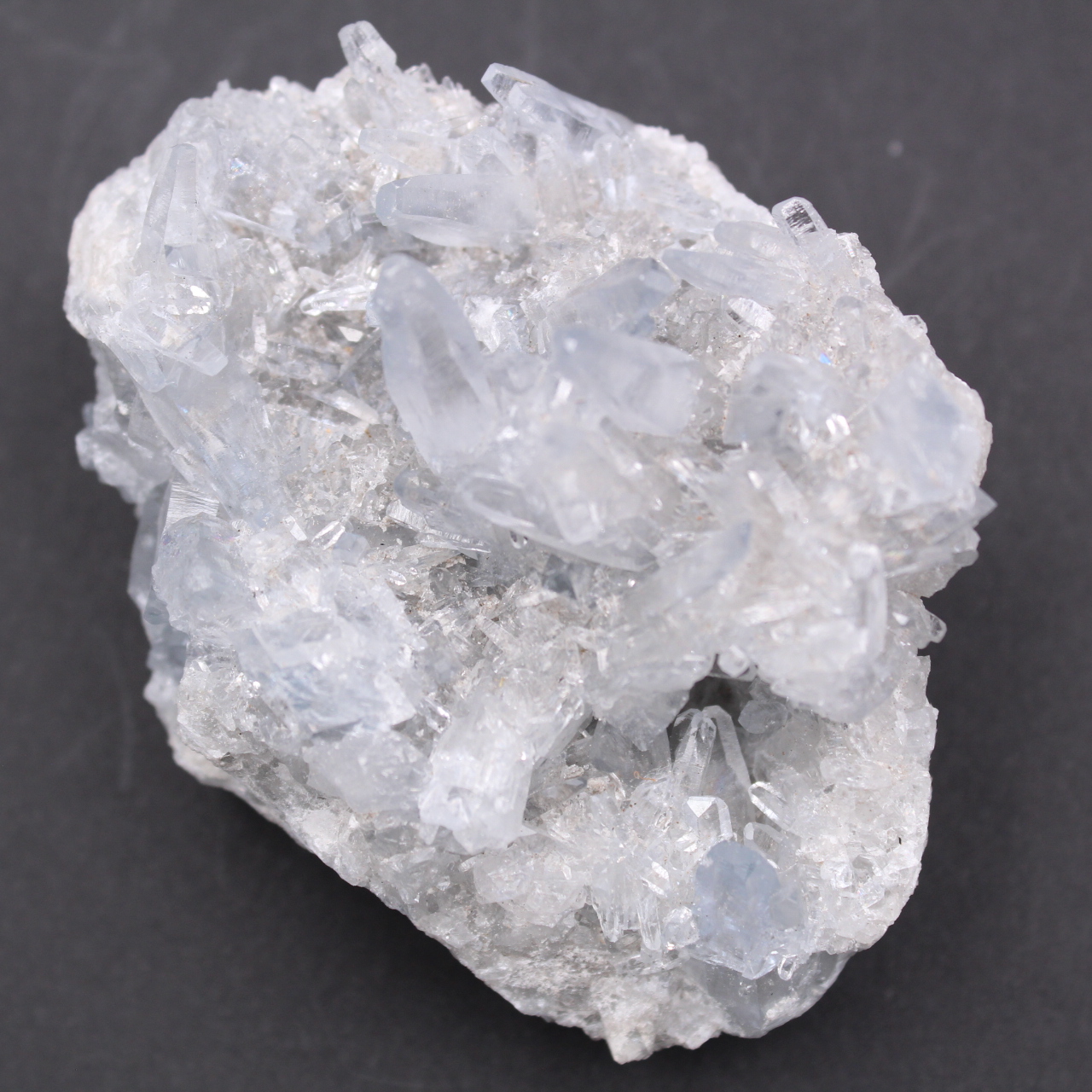 Blaue Celestitkristalle