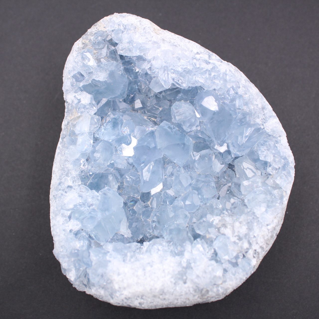 Blaue Celestitkristalle