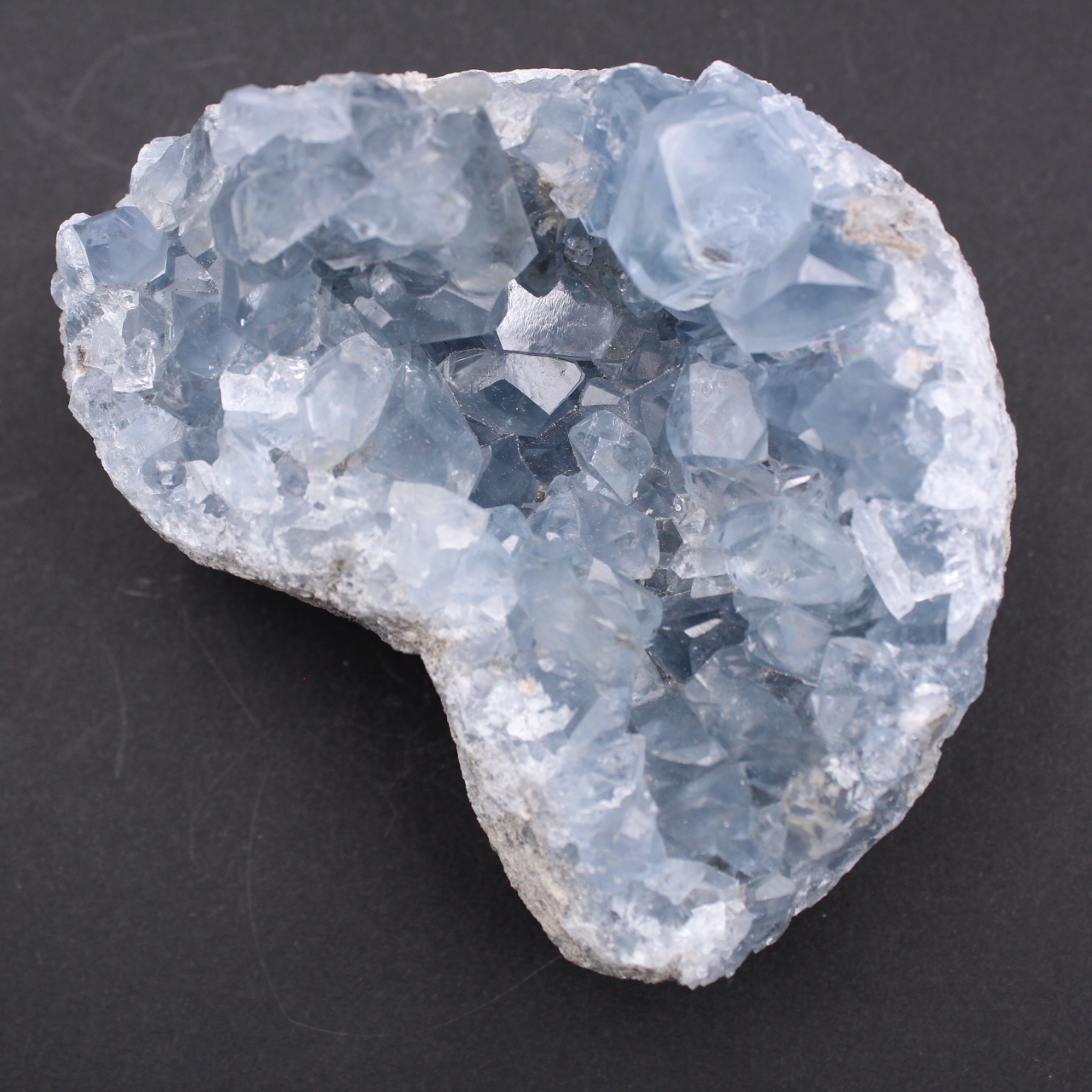 Blaue Celestitkristalle