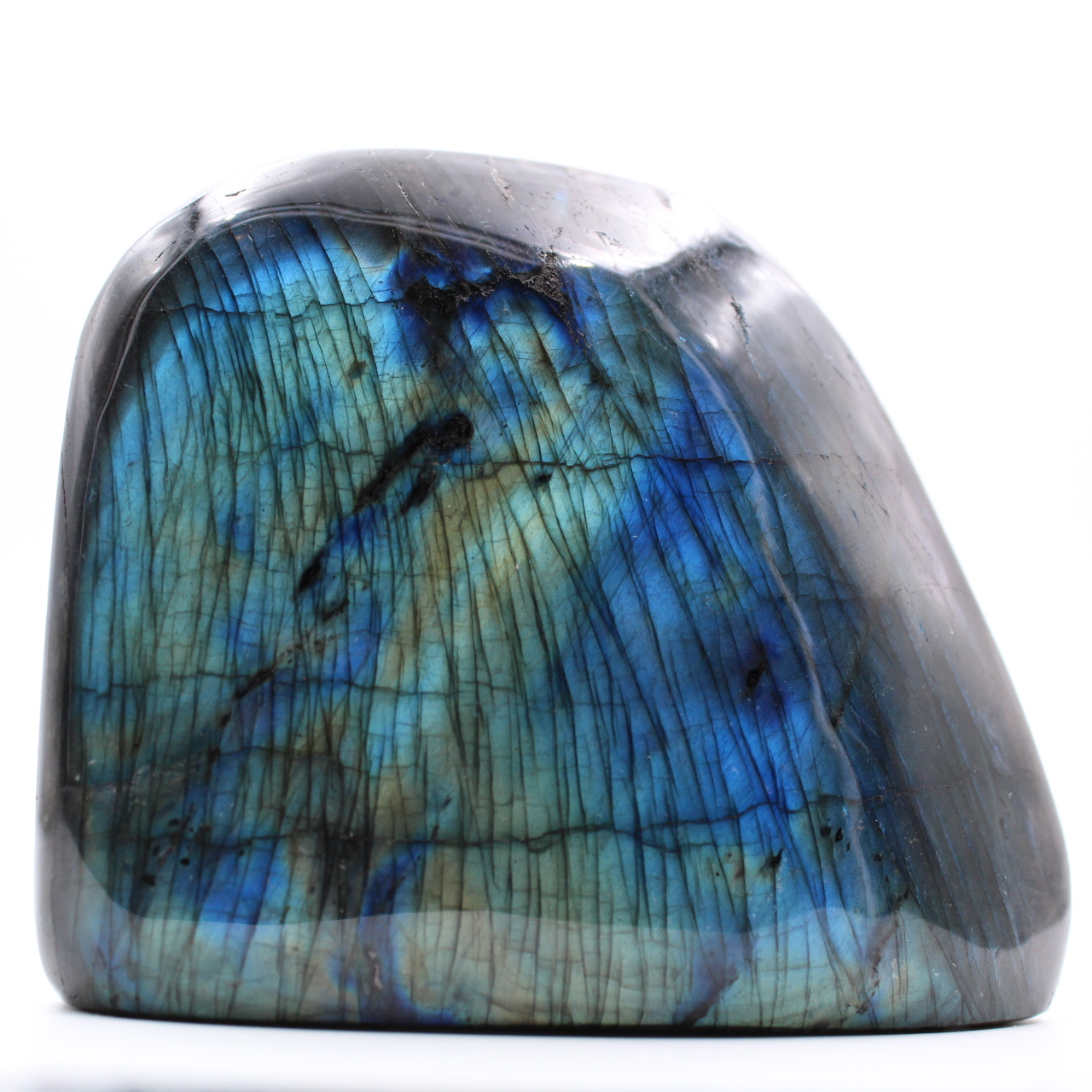 Labradoritblock mit blauen Reflexionen