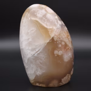 Agate flower ornamental stone from Madagascar