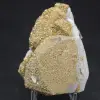 Pyritkristalle auf calcit - 0