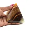 Pyramide aus Jaspis - 0
