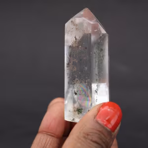 Quarzprisma mit chloriteinschluss
