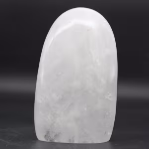 Polierter polierter bergkristallblock
