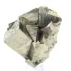 Pyritkristalle auf der Basis - 0